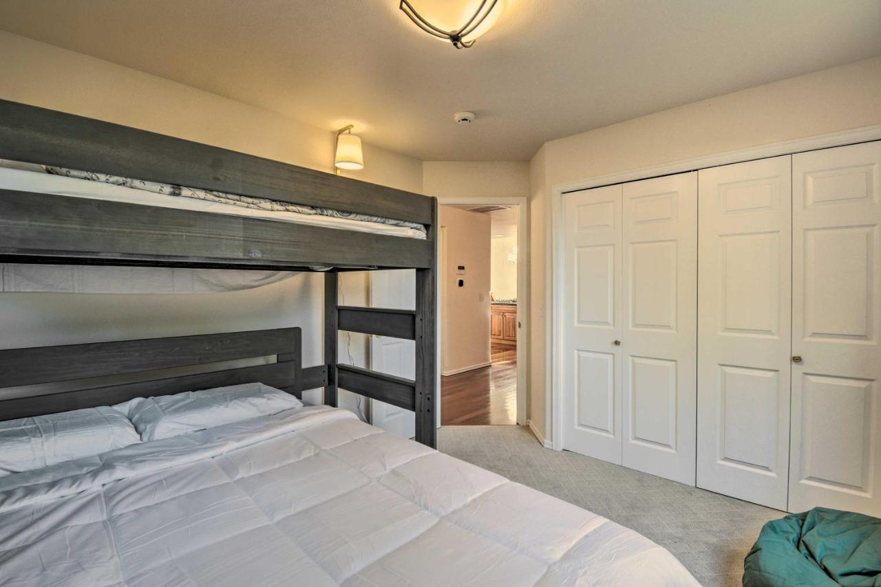 Fox Paws Luxury Cabin - Hot Tub, Fire Pit & Pines! Hansville Luaran gambar